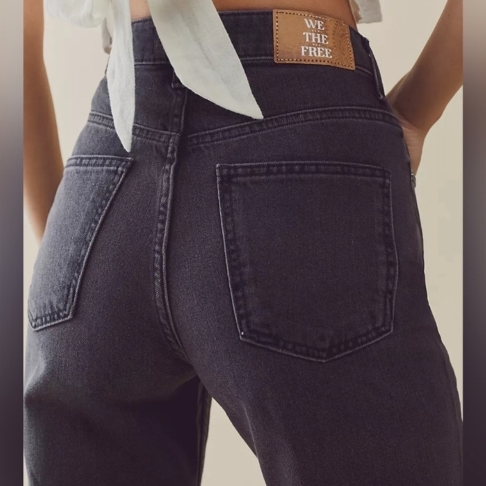 Free People Pacifica Straight-Leg Jeans - Picture 4 of 11